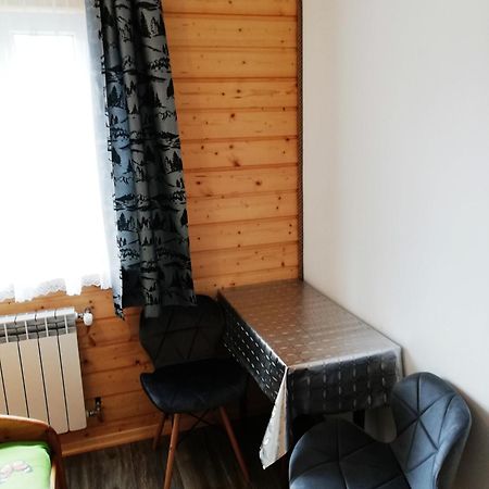 Affittacamere Dom - Nad Potokiem Lutowiska Esterno foto