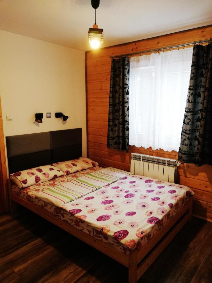 Affittacamere Dom - Nad Potokiem Lutowiska Esterno foto